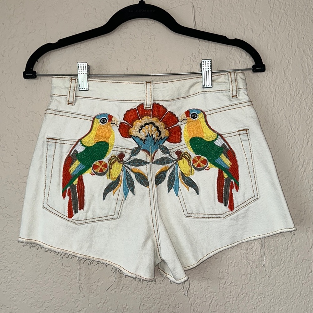 Farm Rio parrot embroidery jean shorts size 38 BR